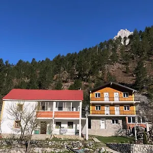Bujtina Brahim Selimaj Bed & Breakfast Valbona